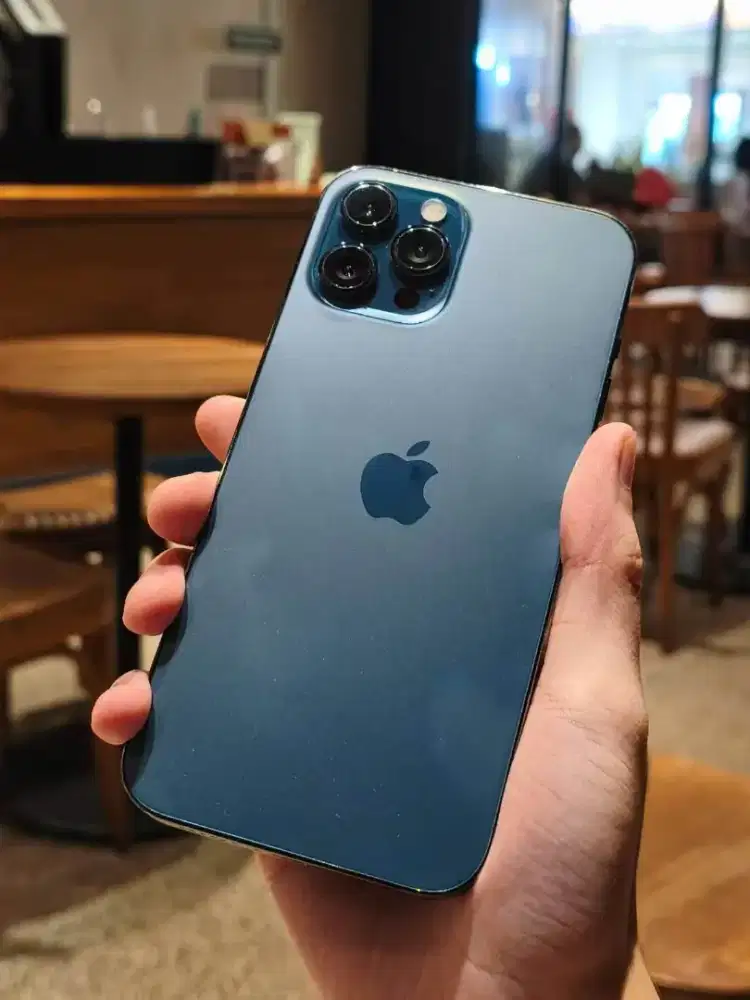 Dijual Cepat iPhone 12 Pro Max 256GB ex iBox