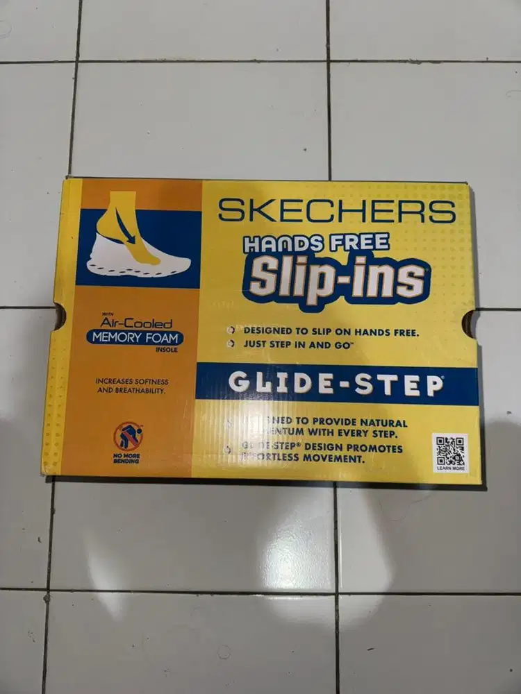skechers slip ins