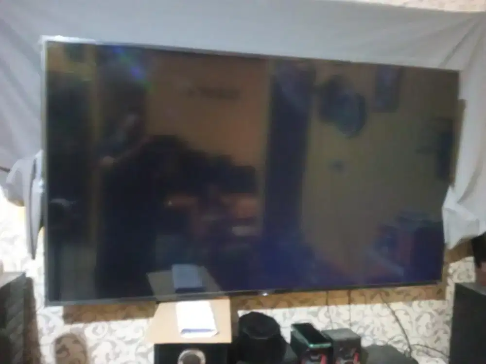 Televisi Sony android 65 inci