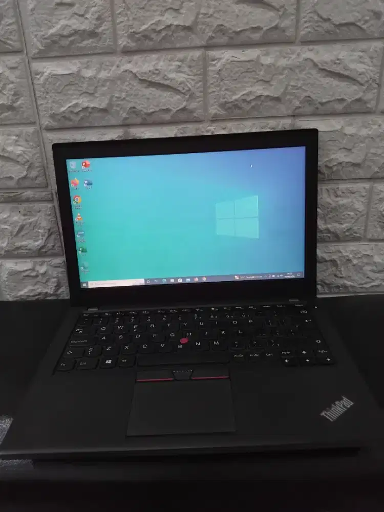 Lenovo Thinkpad X260 (i5gen6/6gb/128gb)