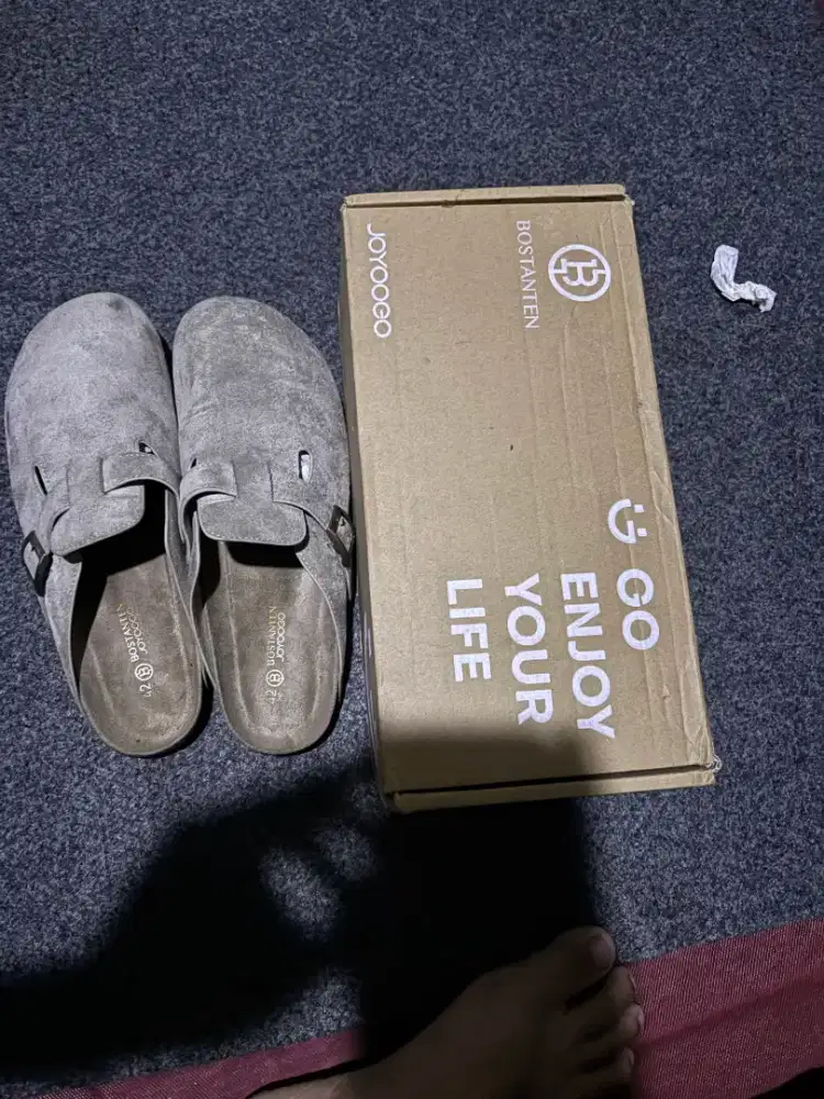 sepatu/sendal bu