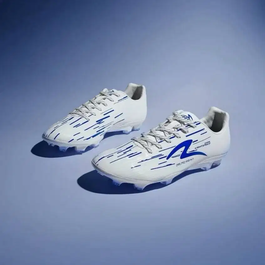 Sepatu Bola SPECS Light speed Reborn Black Purple