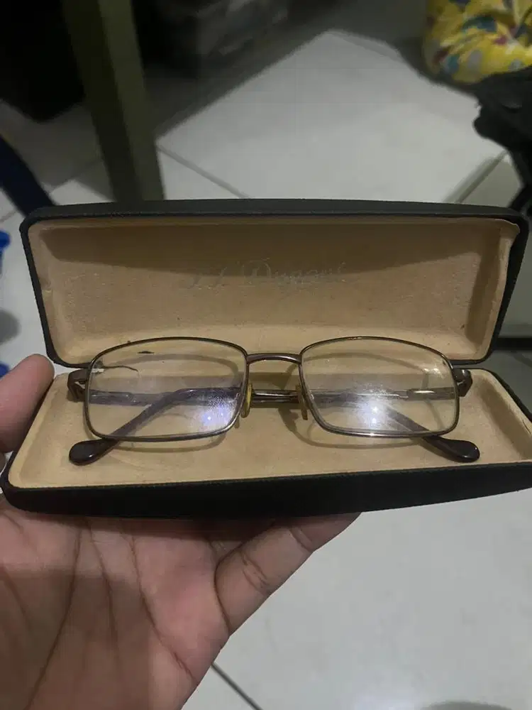 St dupont kacamata baca frame