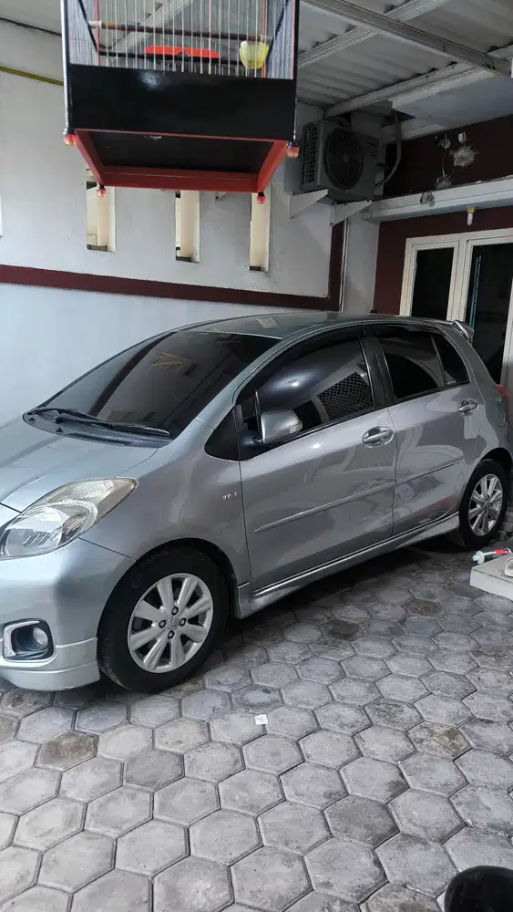 Toyota Yaris 2012 Bensin