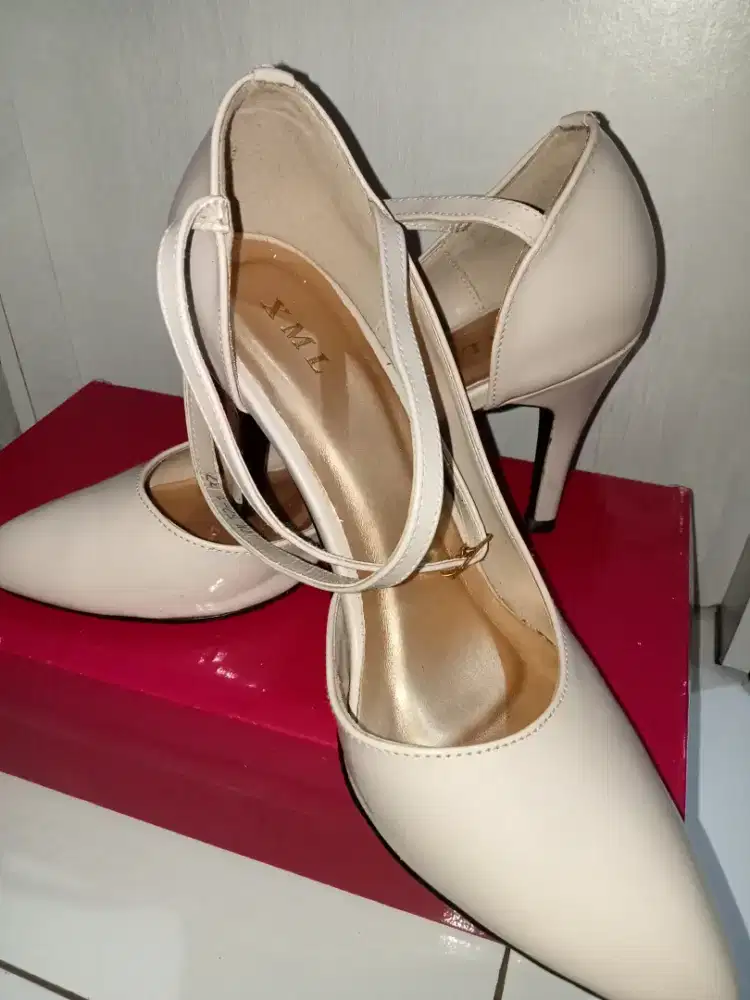 Preloved Ankle Strap Heels