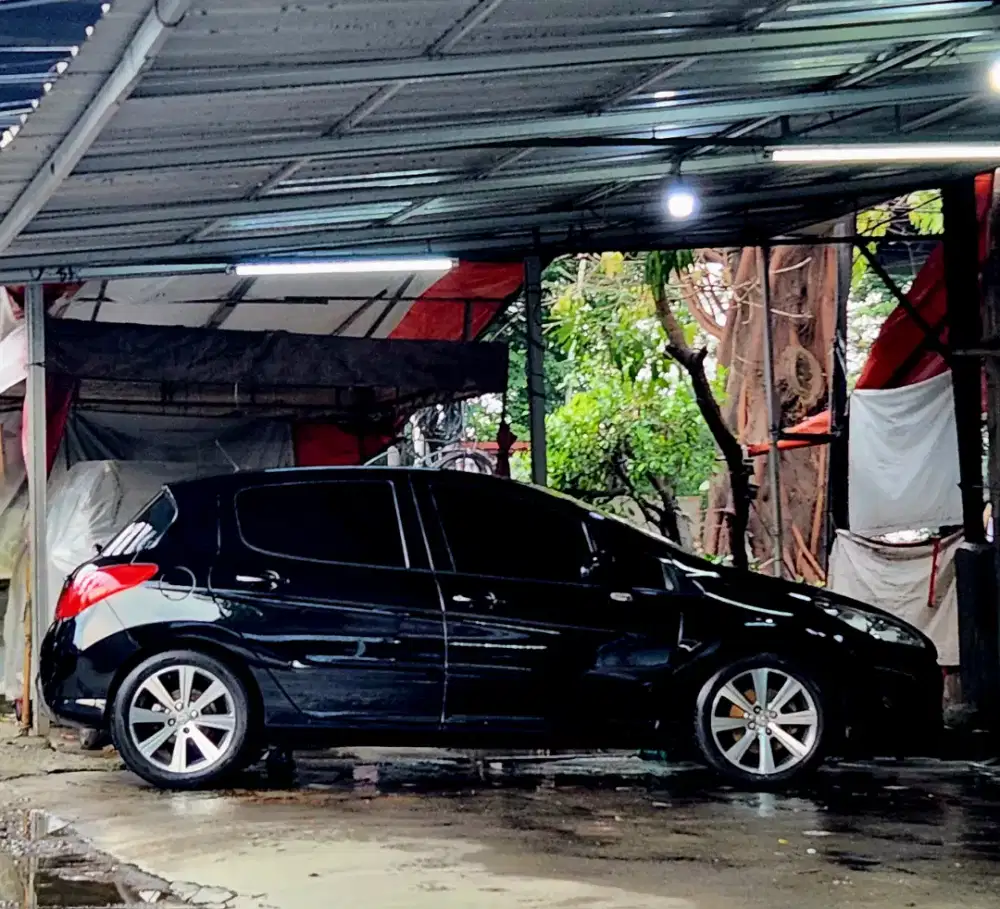 Peugeot 308 Turbo AT