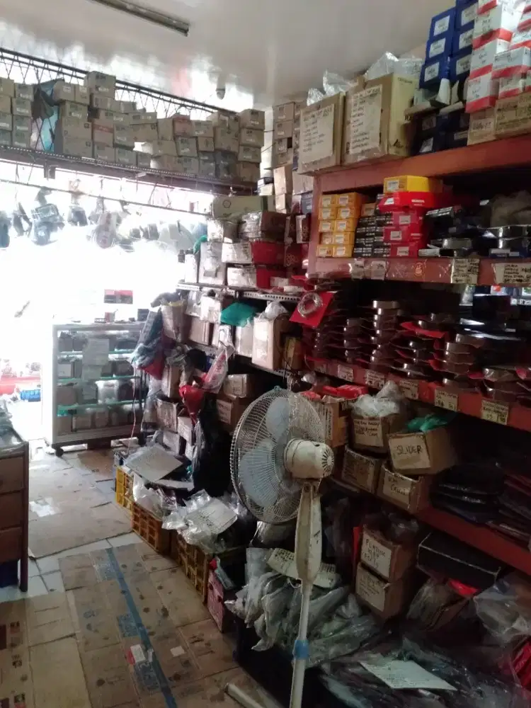 LOWONGAN JAGA TOKO SPAREPART DAN BENGKEL