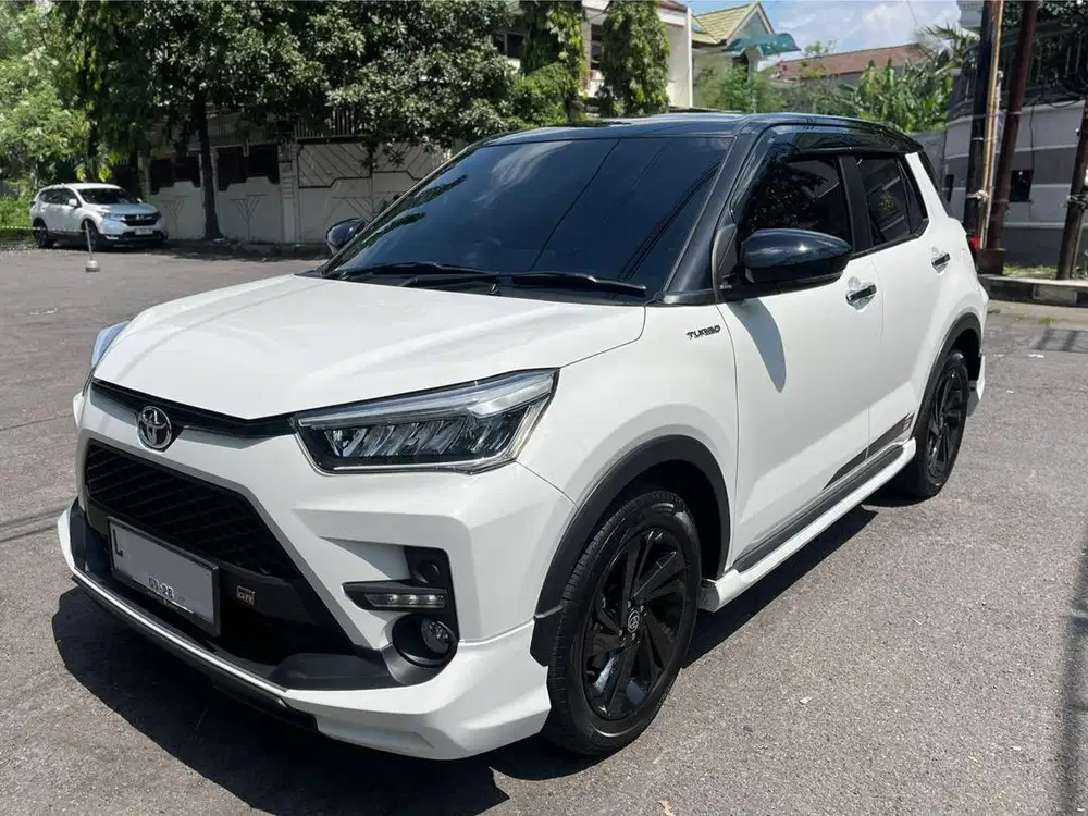 Toyota Raize GR Sport Two tone 2023 mulus terawat istimewa full ori ca