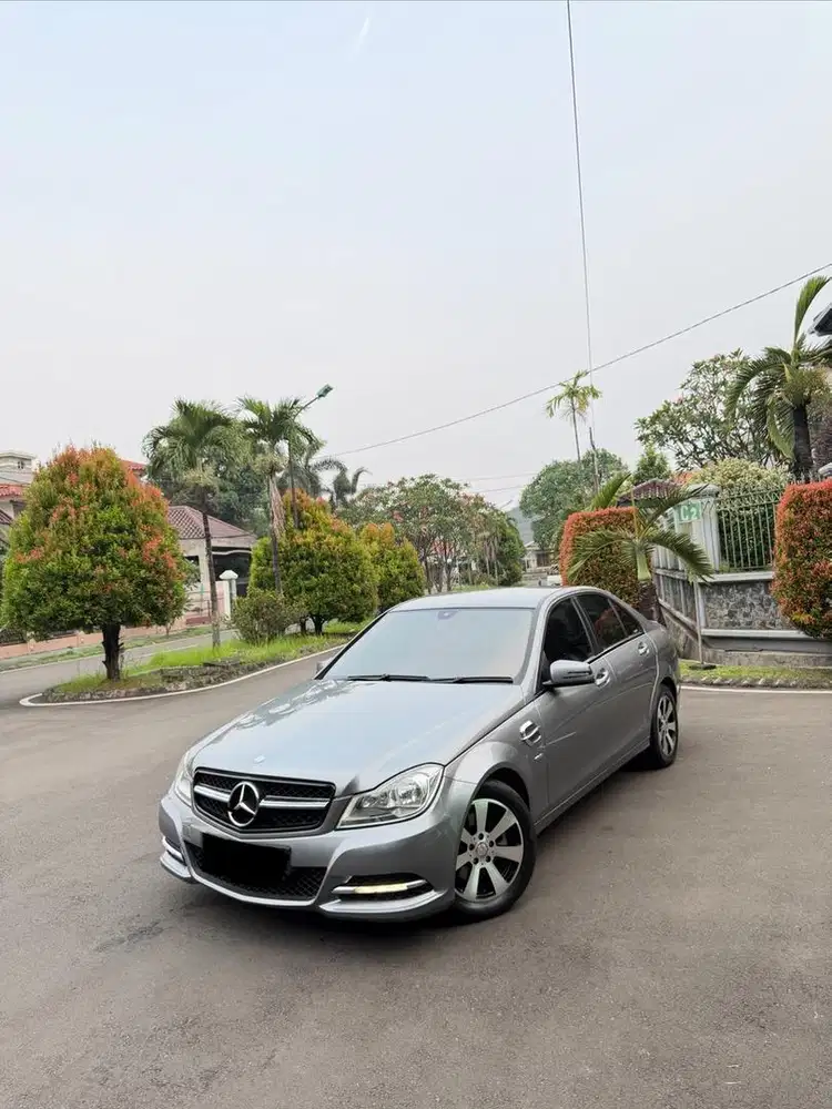 Mercedes Benz C200 CGI Facelift low KM