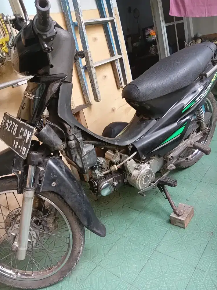 Mocin jialing th 2003 lengkap mesin normal pln lampu depan aja