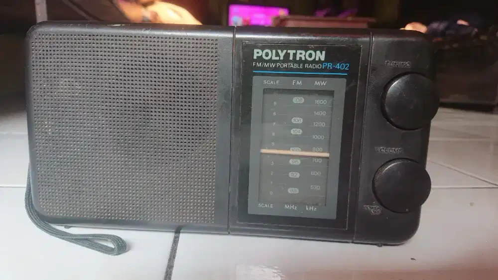 Radio Legend jadul Polytron PR-402 Bekas Normal