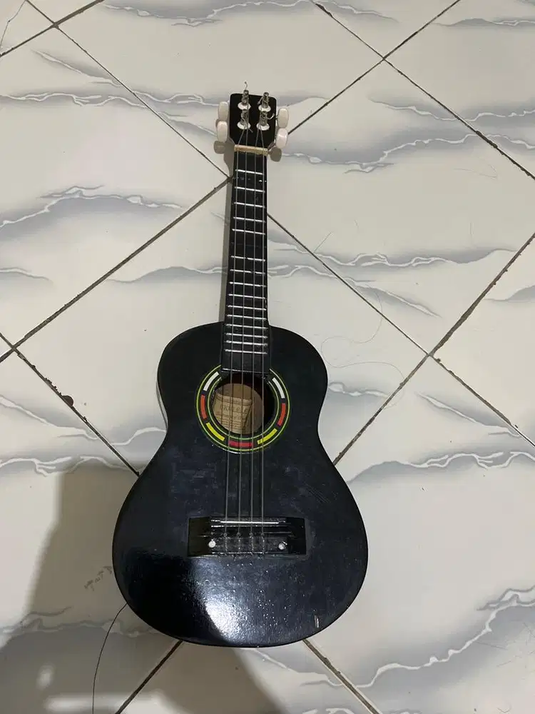 Ukulele 4 senar