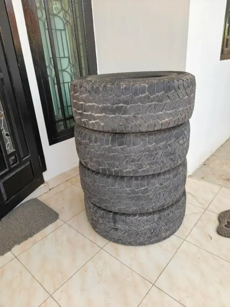 Ban Hankook 275 65 R18 nik 21 & 22