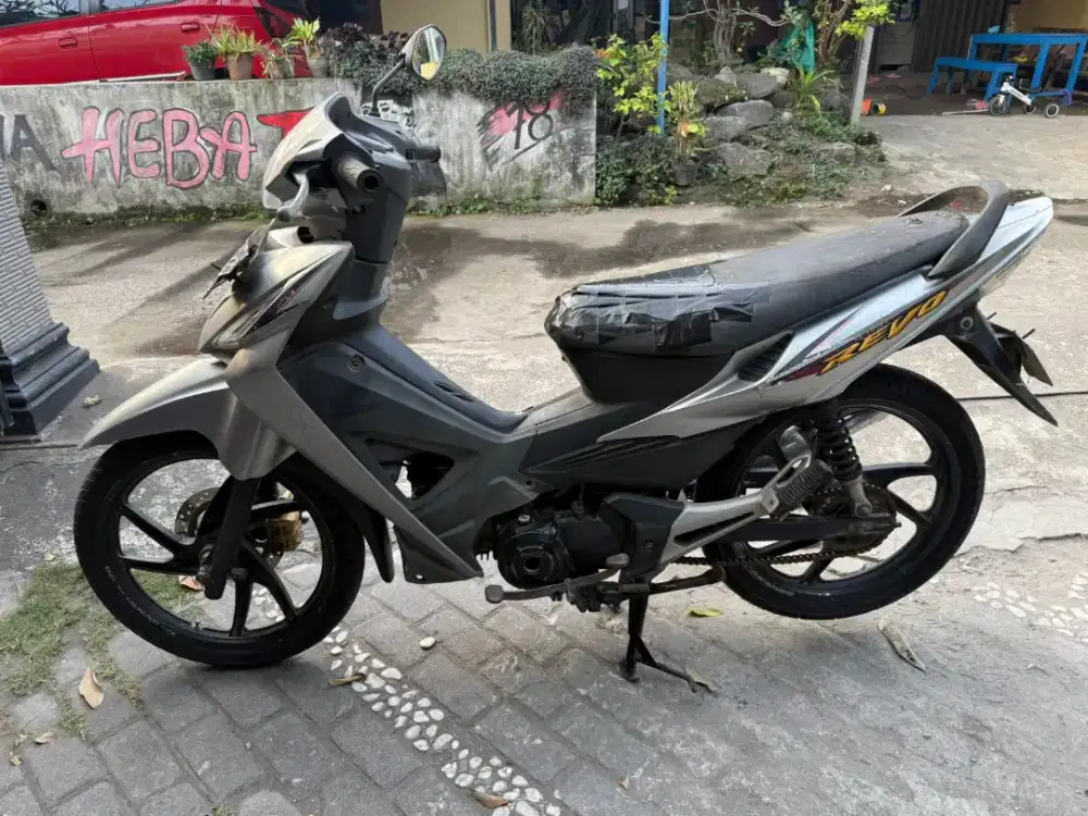 Honda Revo THN 2007 plat B Jakarta
