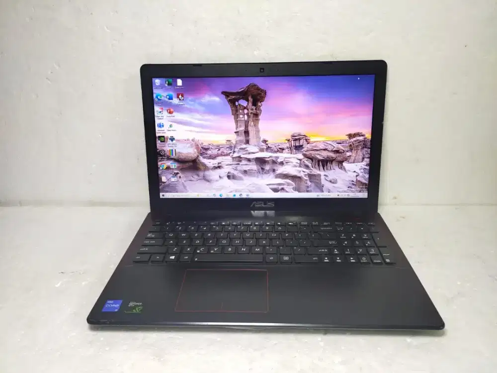 B780 Asus X550V / X550VX (Baby ROG) core i7-6700HQ 8cpu(quadcore)ram 4