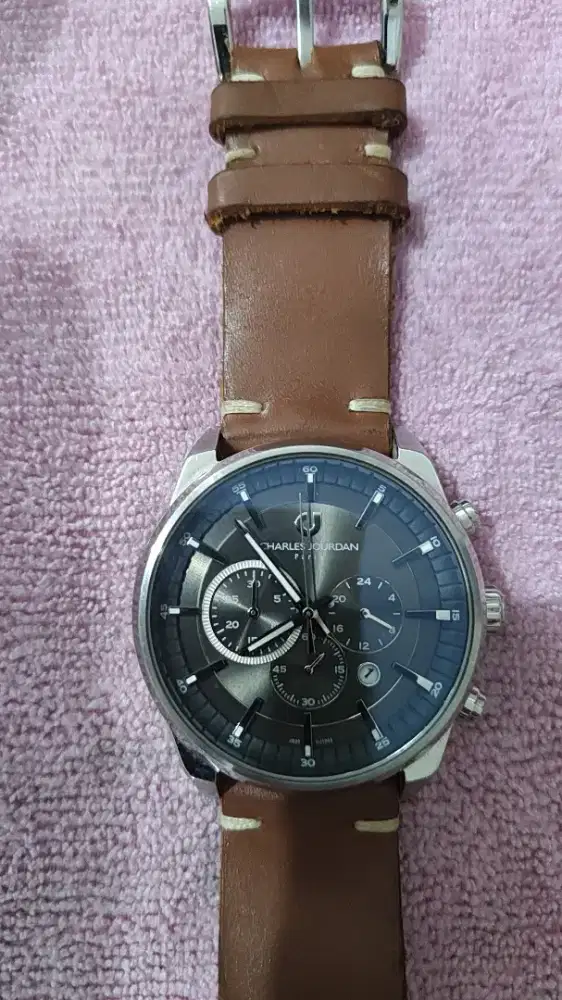 Jam tangan Charles Jourdan grey