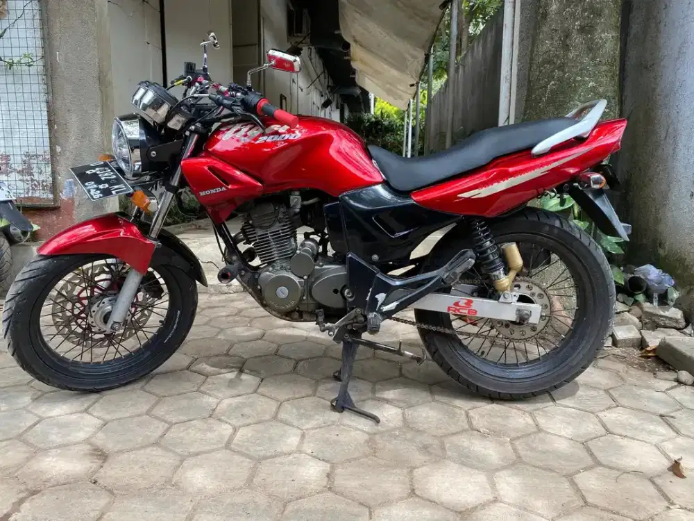 Honda tiger 2000