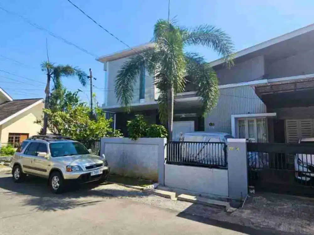 Rumah Hook 2 Lt di Jl Ngesrep Barat III Komplek PP Tinjomoyo Banyumanik