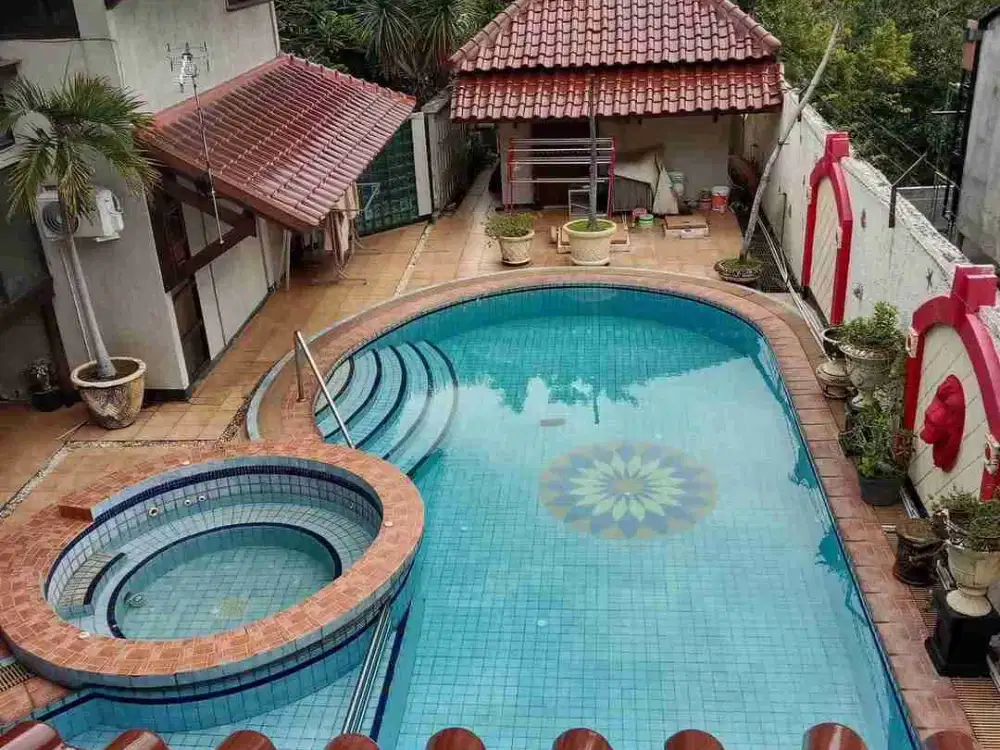 Rumah Luas 2 Lt Hook di Jl Bukit Nakula, Bukitsari, Ngesrep Banyumanik