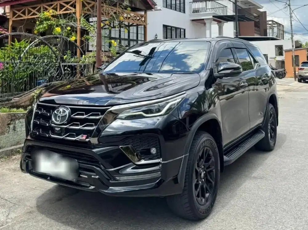 TOYOTA FORTUNER 2.8L GR SPORT AT TAHUN 2023