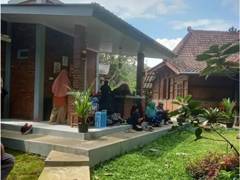 Villa dijual di Jl Manikmoyo Raya, Kalisidi Ungaran Barat