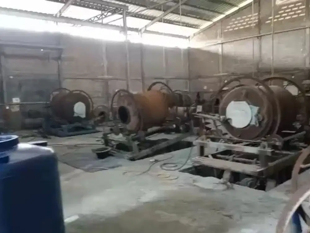 Dijual pabrik, 4,5 km tol Bitung hadap selatan tepi jln  kadu jaya kec. Curug - tangerang