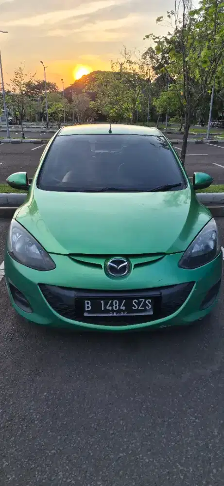 MAZDA 2 2012 MATIC PRIBADI