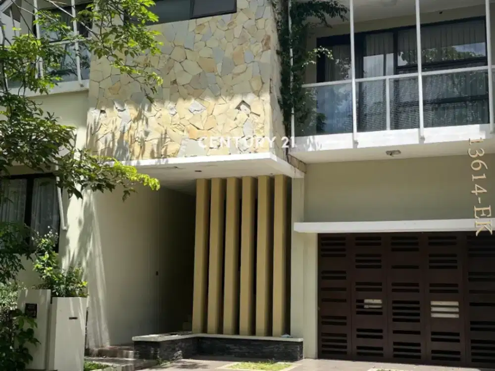 Dijual Rumah Lokasi Strategis di Kebayoran Residence Bintaro Jaya Sektor 7