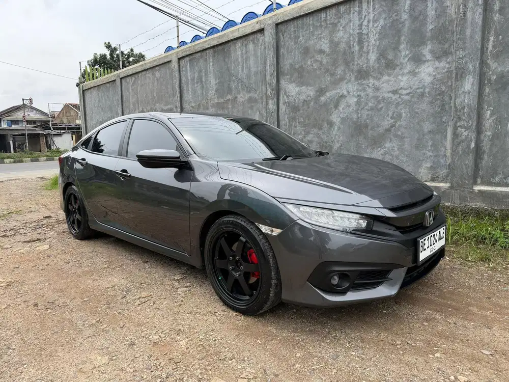 CIVIC TURBO ES SEDAN 2017