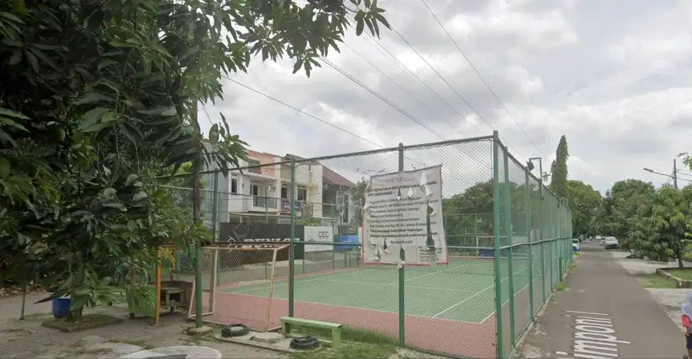 Ballboy tenis lapangan