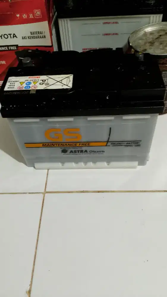 Jual aki mobil second