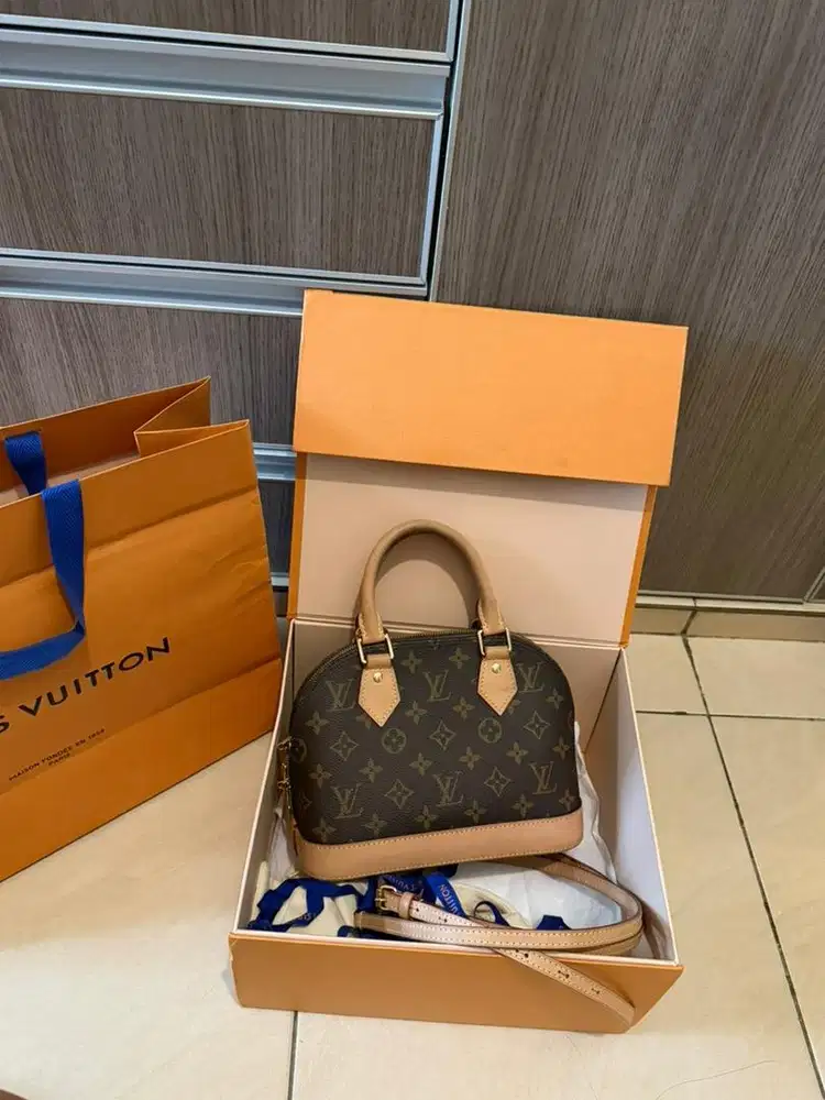 Louis Vuitton Alma 2025