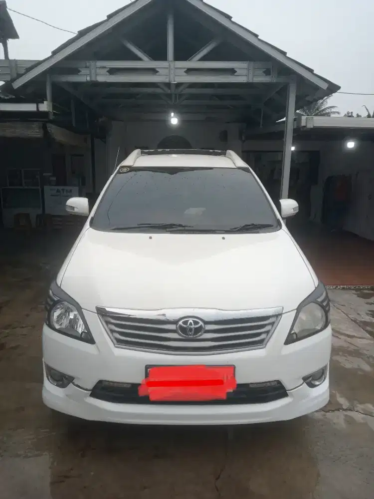TAKE OVER Kijang Innova Putih Tahun 2013 2.0 G Luxury M/T
