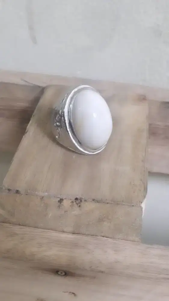 Batu badar susu ring alpaka