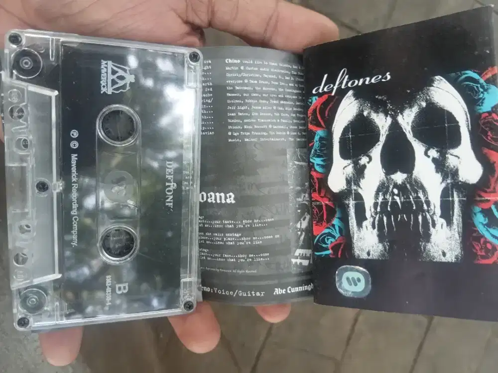 Kaset pita deftones