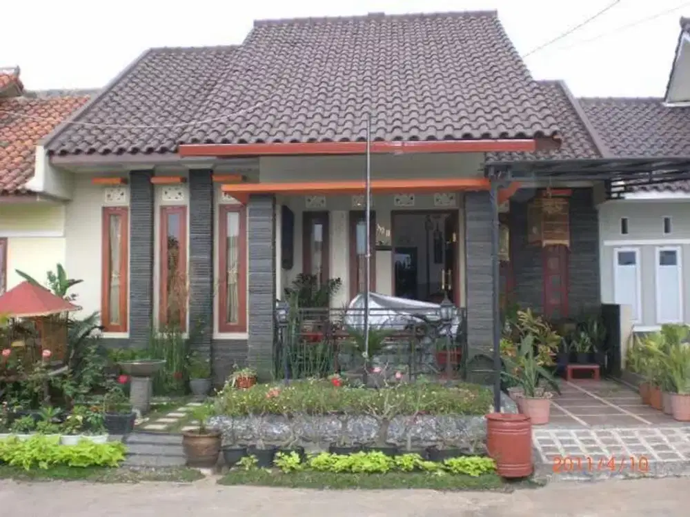 Dijual Rumah Nyaman Siap Huni Dekatpus Upi Cibiru Lokasi di Komplek Griya Mitra Bandung