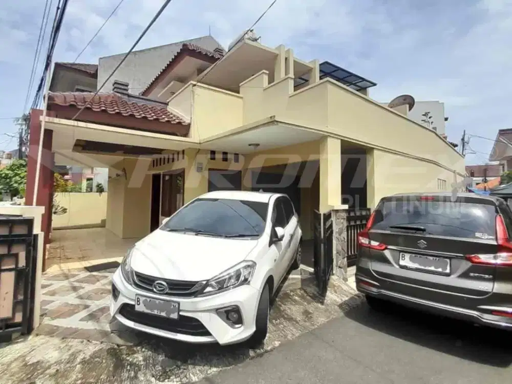Rumah 2 Lantai di Cawang Lokasi Dekat Perkantoran Cocok Juga untuk Kos-Kosan