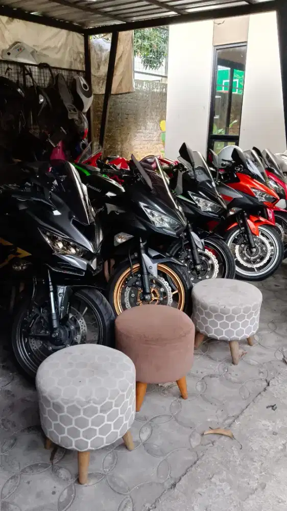 Dibeli Kawasaki zx25r zx25rr