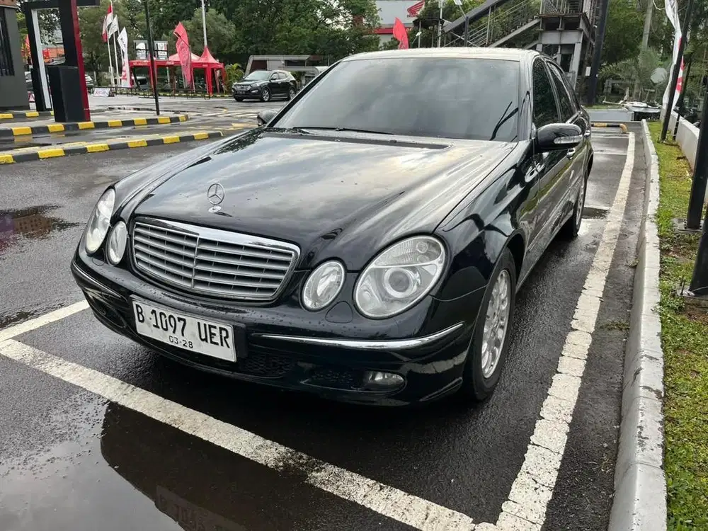 Mercedes-Benz E280 2007 Bensin