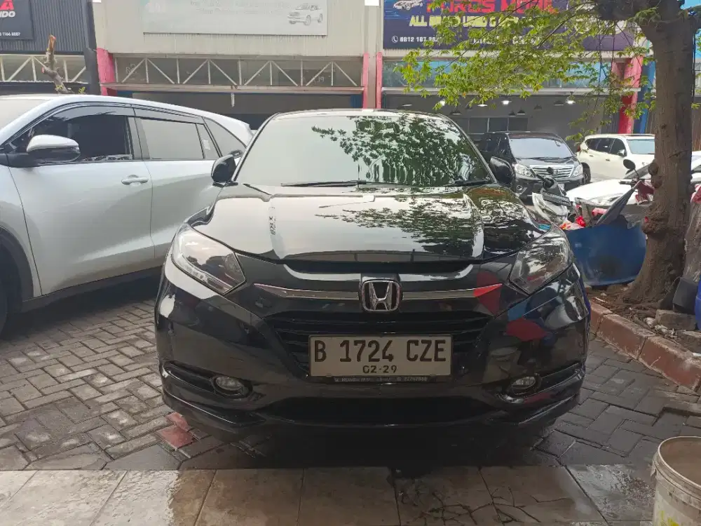 GARANSI 1 TAHIN~Honda HR-V 2018
Prestige 1.8 Automatic