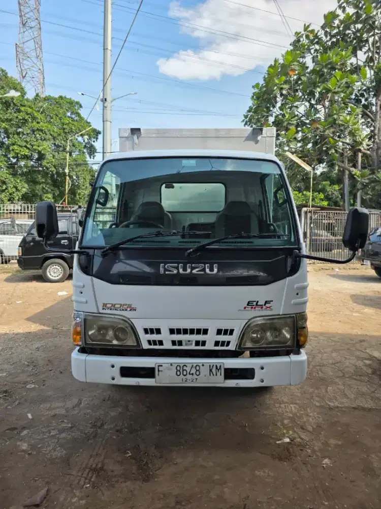 ISUZU ELF NHR 55 BOX 4BAN THN 2013