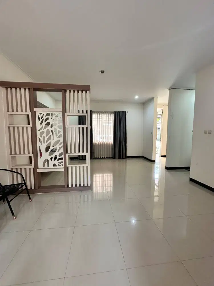 Dijual Cepat Rumah di Taman Kopo Indah Bandung