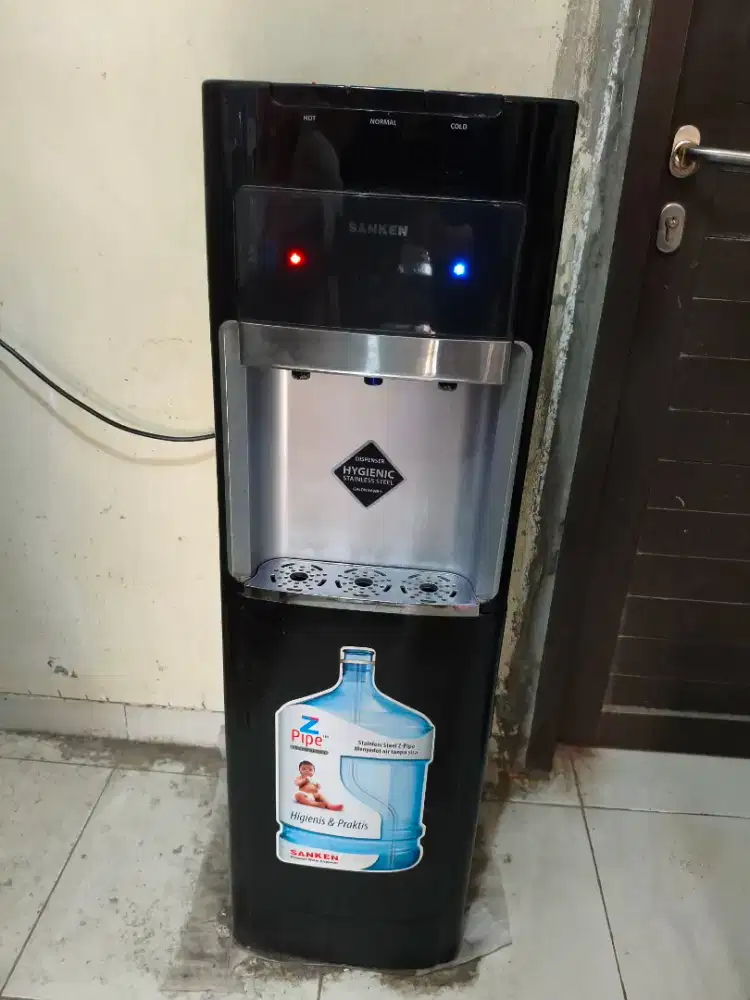 Dispenser Sanken Galon Bawah