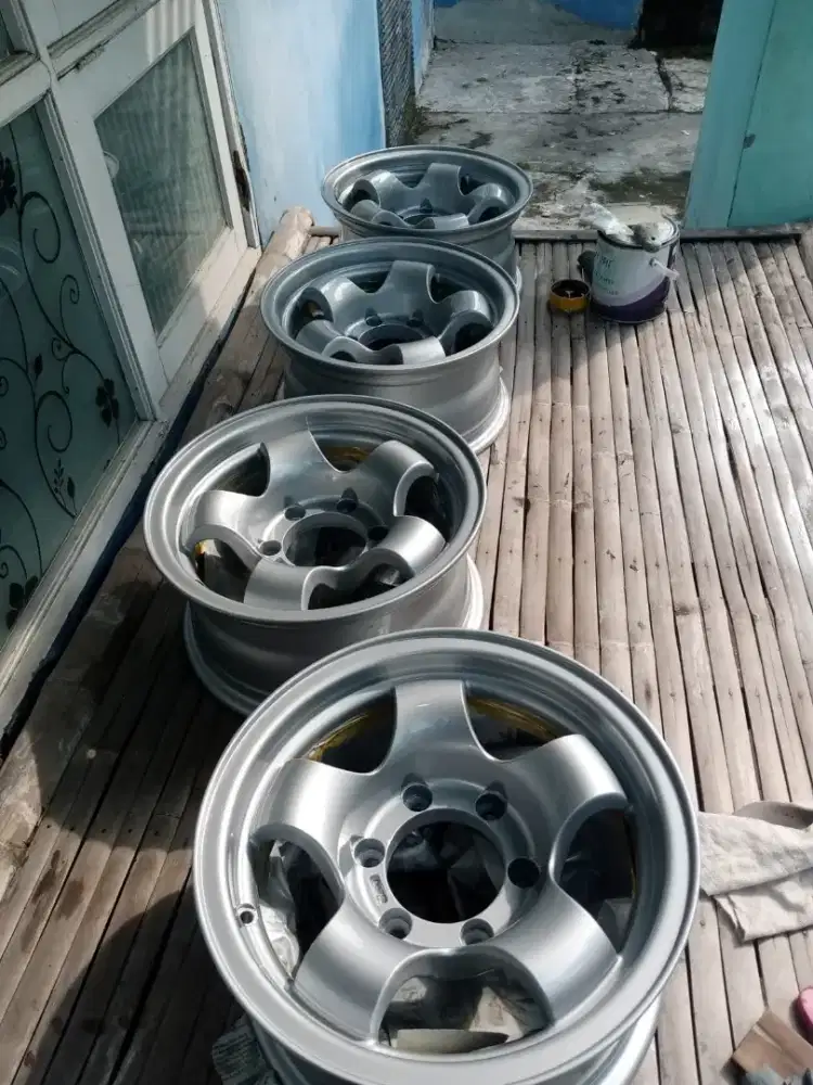 Velg glorvic R15 / 7 inch / 6H x 139,7