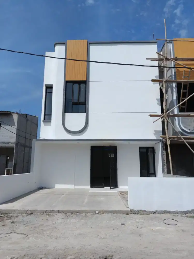Rumah 2 lantai murah legalitas SHM
