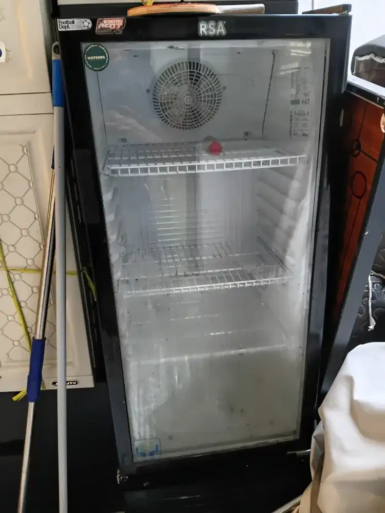 Showcase RSA 207 Liter