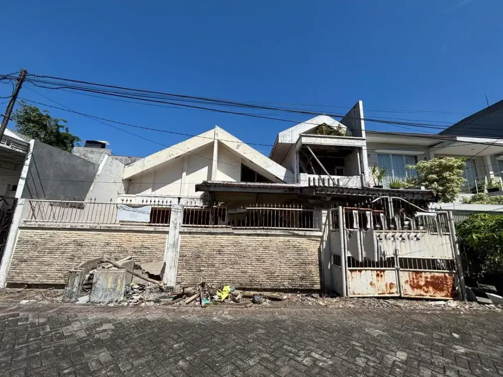 Lokasi Ciamik, Dijual Rumah bisa Hitung Tanah di Manyar OAN