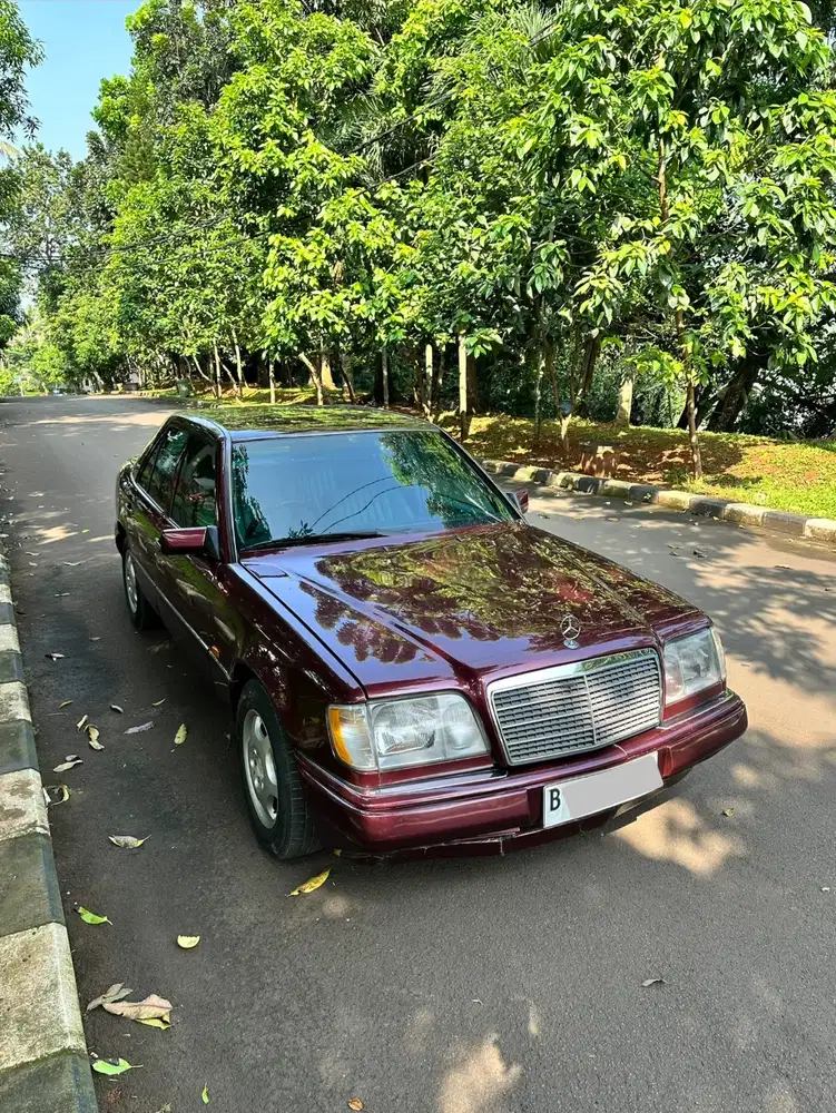 Mercedes Benz E320 Manual