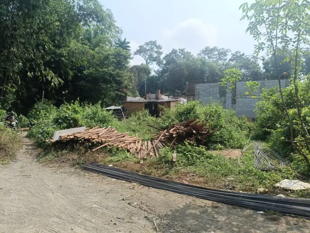 Dijual tanah SHM pekarangan hanya 100 meter dari SD model Maguwoharjo