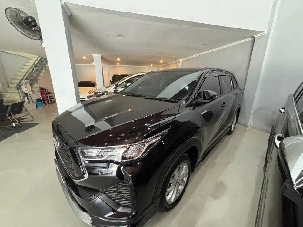 Toyota Innova Zenix V 2024 Hybrid